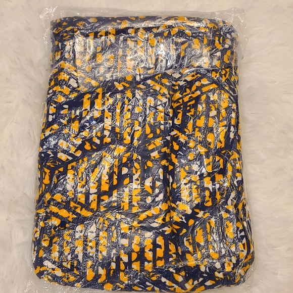 NWT LuLaRoe TC 12-18 Navy Blue w/ Yellow-Orange Bluish Tan Geometric Design - Picture 2 of 3
